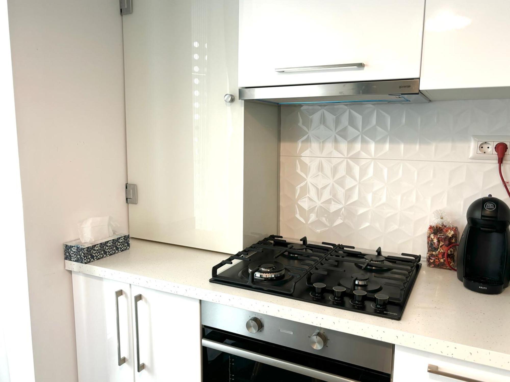 Apartment On *